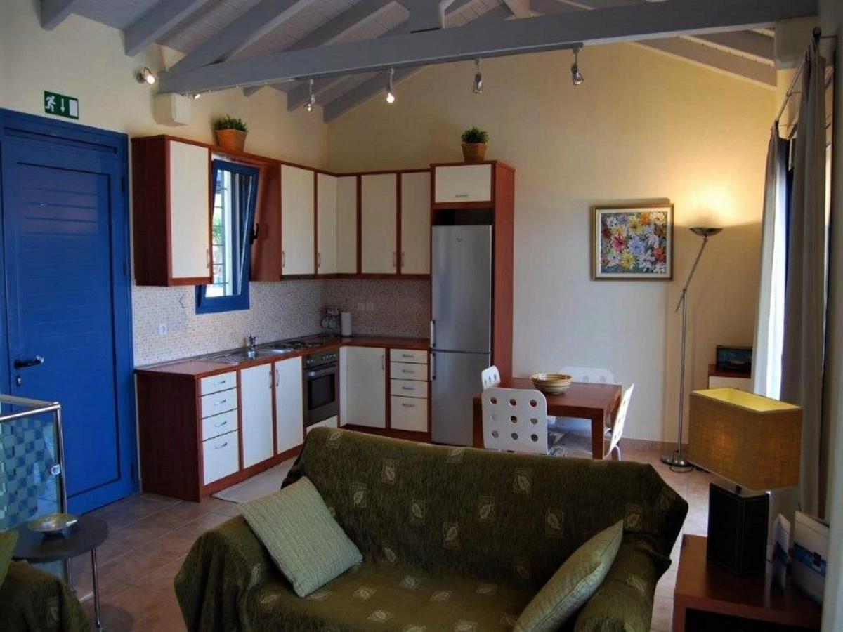 Bohemia Beach House Comfortable Villa On The Beautiful North East Coast Barbati Exterior photo